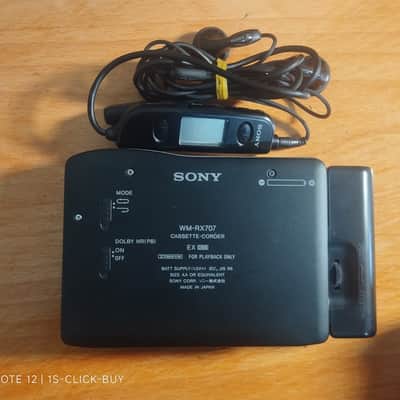 Sony WM RX 707 Black 1993 - Sony Walkman Cassette player WM RX 707 black working image 2