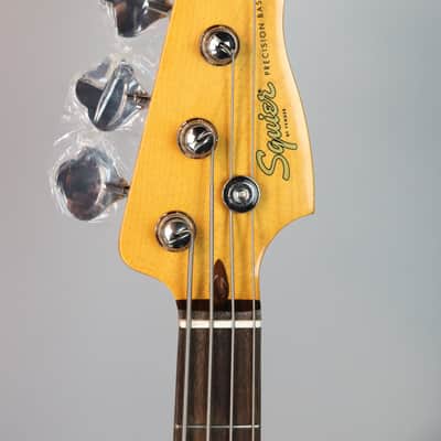 Squier Classic Vibe '60s Precision Bass 3-Tone Sunburst image 5