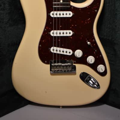 2007 Fender American Standard Stratocaster Vintage White w/HSC image 2