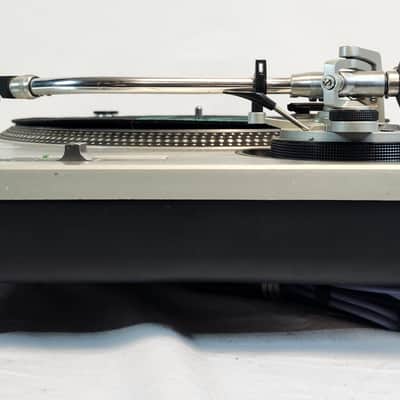 Vintage Technics SL-1200MK2-M Turn Table, 1981, w/GenzBenz Road Case image 7