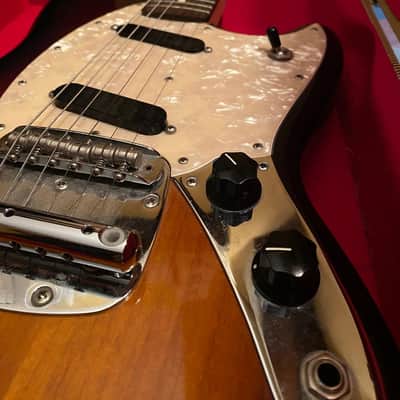 Fender Mustang American Performer 2019 - Sunburst Bild 5