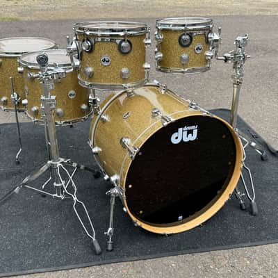 DW Collector’s Maple SSC Gold Glass 5 Piece Drum Set image 3
