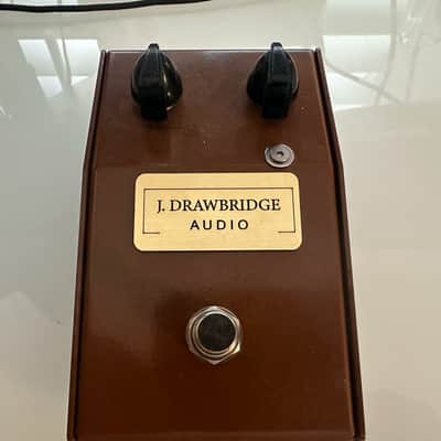 J.Drawbridge Audio Bourbon Drive 2025 - Bourbon powder coating image 5