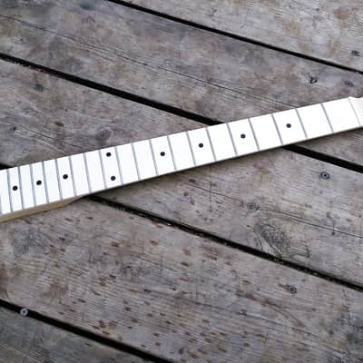 21 Fret Maple on Maple T guitar neck replacement steel frets  DIY image 10