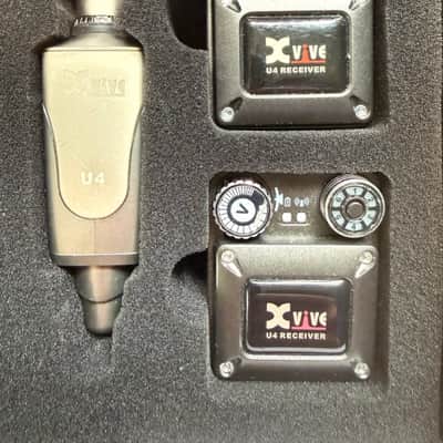Xvive U4R2 Wireless In-Ear Monitoring System image 1