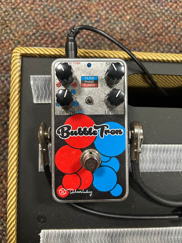 Keeley Bubbletron Flanger / Phaser 2016 - Present - Silver / Blue / Red image 1