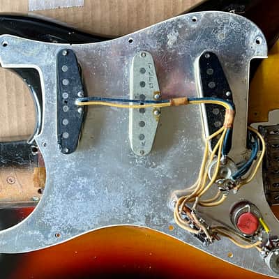 Fender Stratocaster 1967 Super Rare! - 3-color Sunburst image 18
