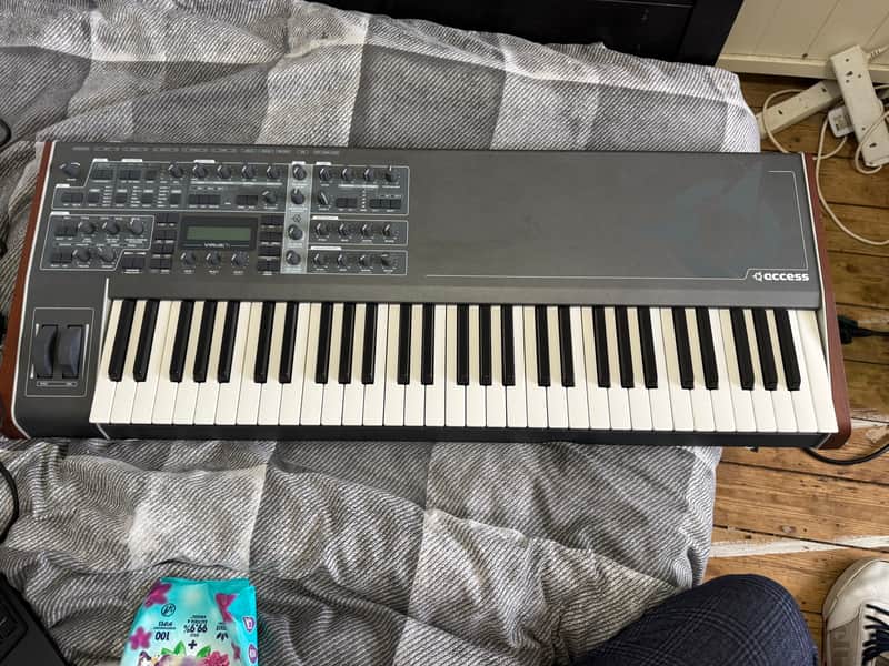Access Virus TI2 61-Key Digital Synthesizer