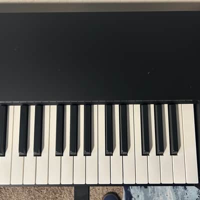 Native Instruments Komplete Kontrol S88 MK3 2023 - Present Black image 12
