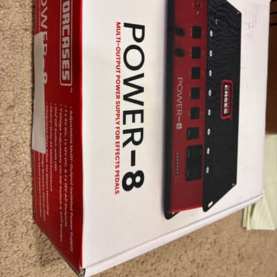 Gator GTR-PWR-8 Power Supply With 8 Isolated Outputs 2010s - Black image 1