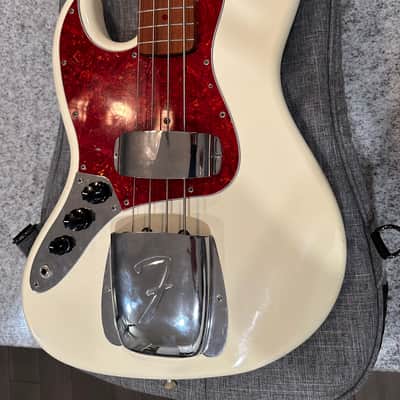 Left Handed Fender 62 Reissue Jazz Bass 2010s - Olympic White with after-market Warmoth Neck image 7