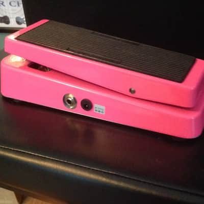 Chicago Iron Parapedal / Crybaby Parapedal Limited Edition Pink image 2