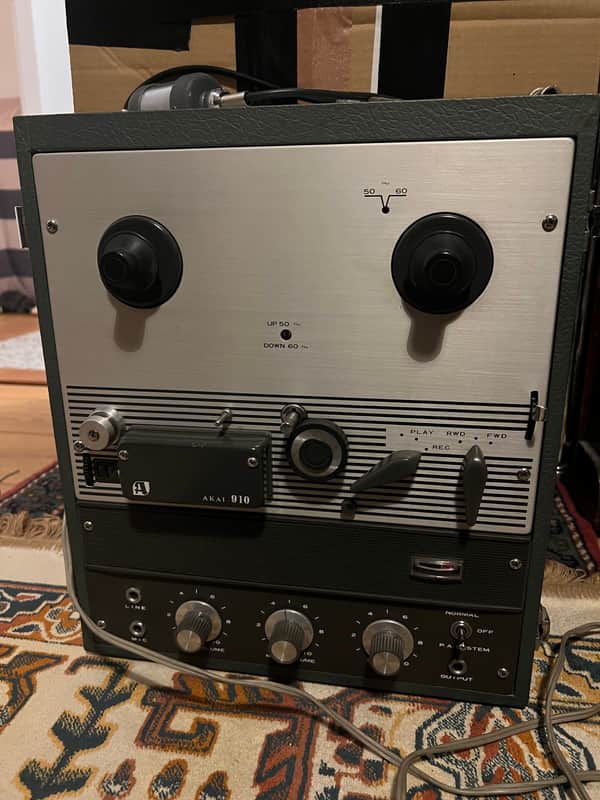 Akai 910 60’s - Green image 1