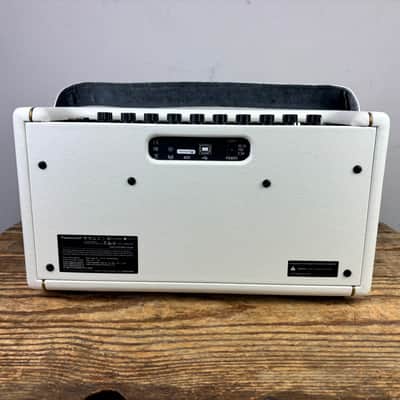 Positive Grid Spark 40-watt 2x4" Combo Amplifier - Pearl White image 5