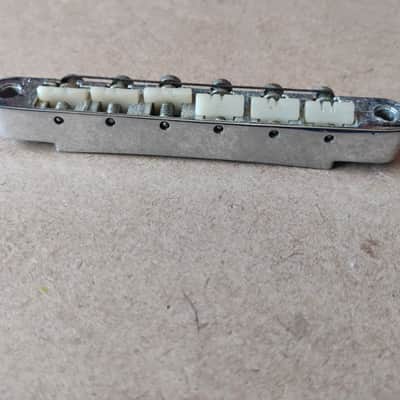 1965 Gibson ABR-1 Bridge ES-335 and 335-12 etc foundry mark, NOT Pat # -- w original nylon saddles, notched for 12 string, w wire and all saddles, tunamatic vintage original luthier parts for project restoration. 335 etc 1964 1965 1960s image 2