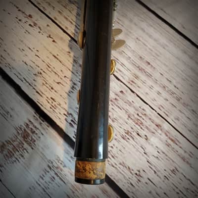 Bundy Student Clarinet with case image 9