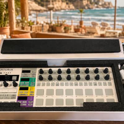Arturia BeatStep Pro Sequencer | Mint Condition • Original Box • Extras Included