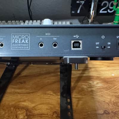 Arturia MicroFreak 25-Key Algorithmic Synthesizer 2019 - Present - Black image 7