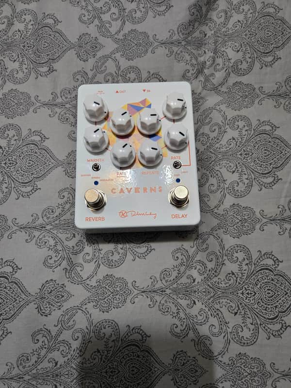 Keeley Caverns Reverb / Delay V2 2017 - Present - White image 1