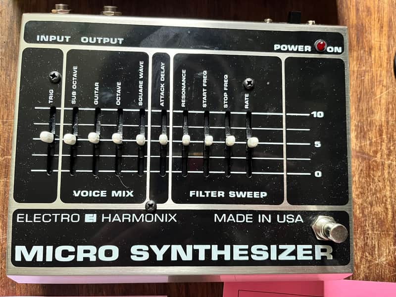 Electro-Harmonix Micro Synthesizer | Reverb Canada