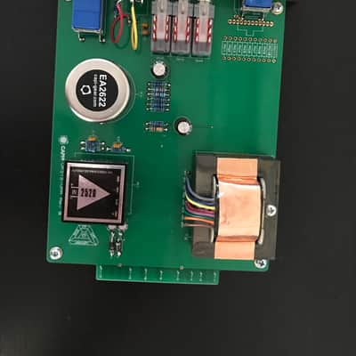 CAPI VP312 with special 2520 Op Amp image 2