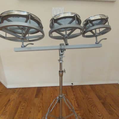 Cielo Roto toms with heavy duty stand: 6 8 and 10 inch toms excellent condition! image 7