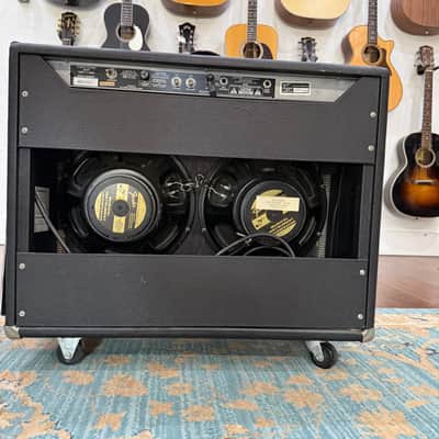 Fender '65 Twin Reverb Reissue 85-Watt 2x12" Guitar Combo 1991 - Present - Black image 3