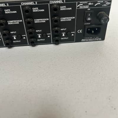 PreSonus ACP88 8-Channel Compressor / Limiter / Gate 2010s - Blue image 14