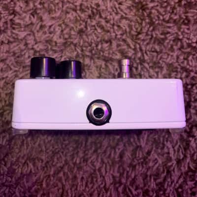 Electro-Harmonix Nano Big Muff Pi Distortion / Sustainer 2013 - Present - White / Black / Red image 4