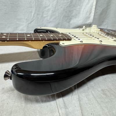 Fender American Standard Stratocaster Guitar 2008 - 3-Color Sunburst / Rosewood fingerboard image 20