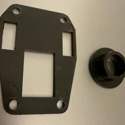 Rickenbacker 4001 & 4003 Bass tuner spacer and bushing/ferrule 1970s - Black image 2