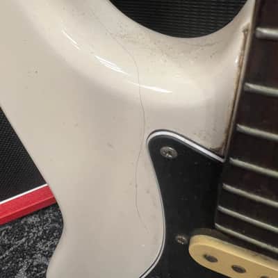 Squier Stratocaster Bullet series 90/2010s - White image 3