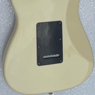 Fender American Special Stratocaster HSS with Rosewood Fretboard 2015 - 2018 - Olympic White image 6