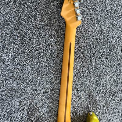 Fender American Ultra II Stratocaster HSS with Maple Fretboard 2024 - Present - Solar Flare image 5