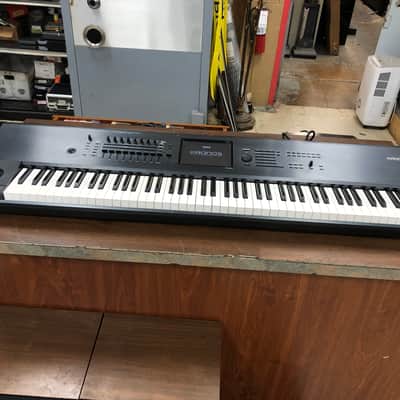 Korg Kronos 88 2010s Keyboard Synthesizer - Japan