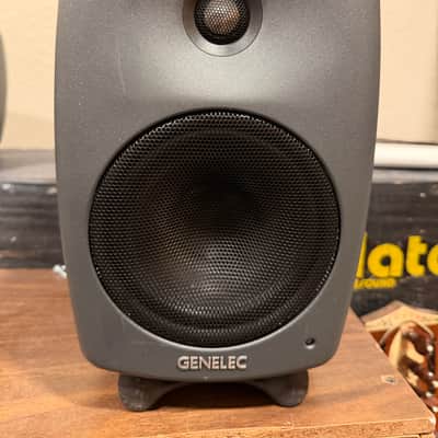 Genelec 8330A SAM 5" Powered Nearfield Studio Monitor (Single) 2016 - 2021 - Gray image 1