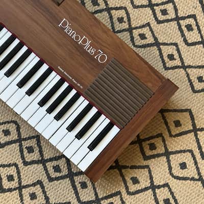 Roland HP-70 Piano Plus image 4