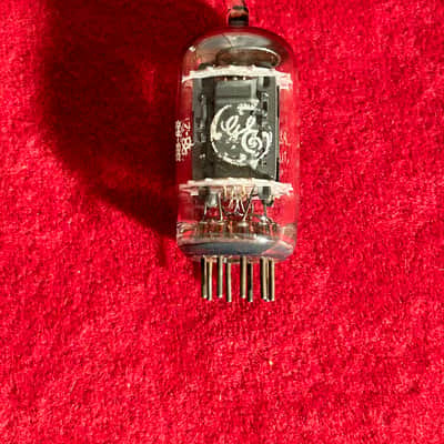G.E Single Vintage 12AT7 (5965) preamp/amplifier vacuum tube 1960s - Clear Glass image 1