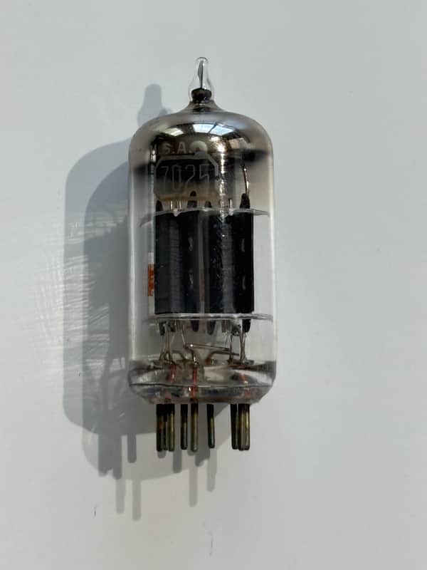 RCA 7025 Vacuum Tube Circa-1960s-1970s-Glass image 1