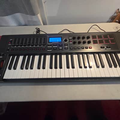 Novation Impulse 49 MIDI Keyboard Controller 2011 - Present - Gray image 1