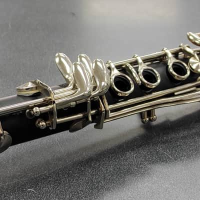Millennium Winds Bb Student Clarinet with Yamaha 4C Mouthpiece 2020's - Black image 4