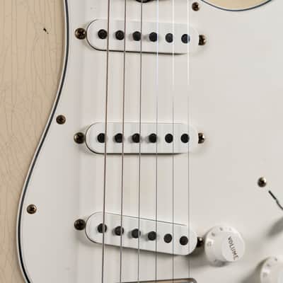Fender Custom Shop 1969 Journeyman Stratocaster - Vintage Blonde image 4
