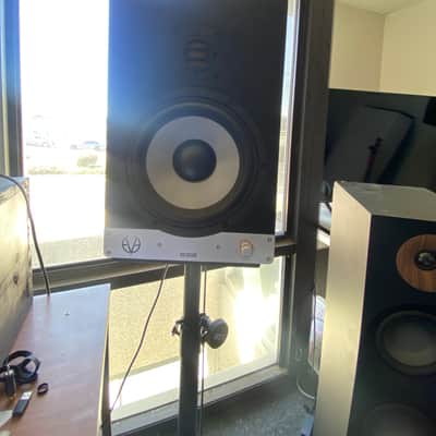 Eve Audio SC208 8" Active Studio Monitor - Pair image 3