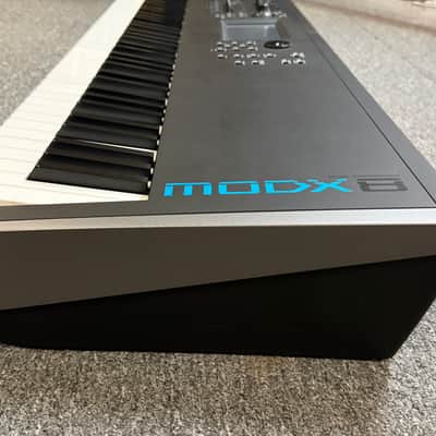 Yamaha MODX8 88-Key Synthesizer Workstation – Excellent Condition – Includes Official Wheeled Soft Case ($499 Value) image 7