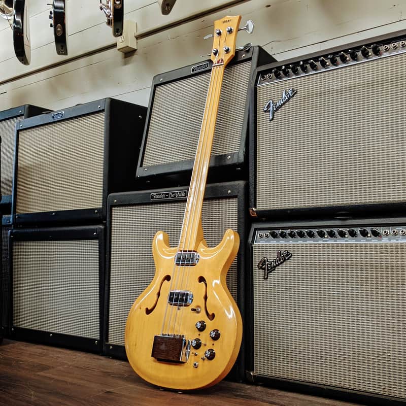 Hohner Bartell Black Widow Fretless Bass image 1