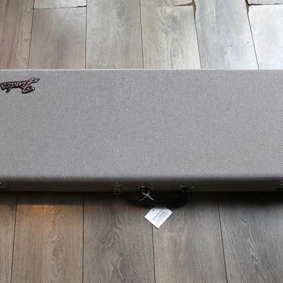 FENDER "Susan Tedeschi Telecaster, Caribbean Mist" HARDCASE image 10