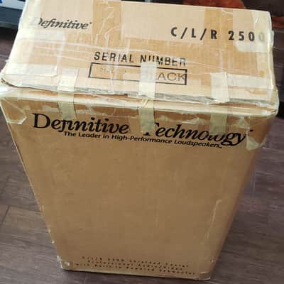 Definitive Technology C/L/R2500  Powered Center Channel Speaker CLR2500 CLR-2500 image 7