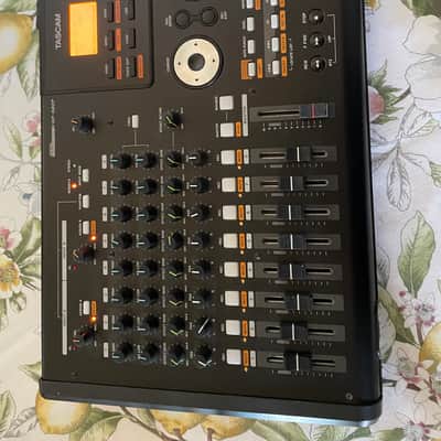 TASCAM Digital Portastudio DP 02 CF - Black image 2