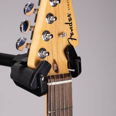 Fender Standard Stratocaster HSS – Black with Laurel Fingerboard image 7