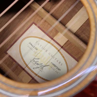 Taylor 310ce LTD 2012 - Natural image 4